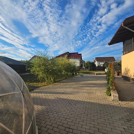 Pensiunea Relax Curtea de Argeş Exterior foto